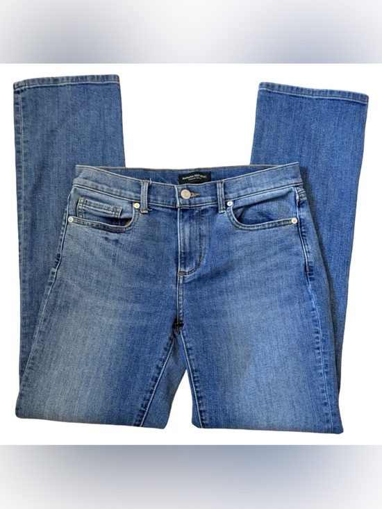 Banana Republic Denim - Banana Republic Mid-Rise Girlfriend Jeans – Medium Wash (Women’s Size 27)